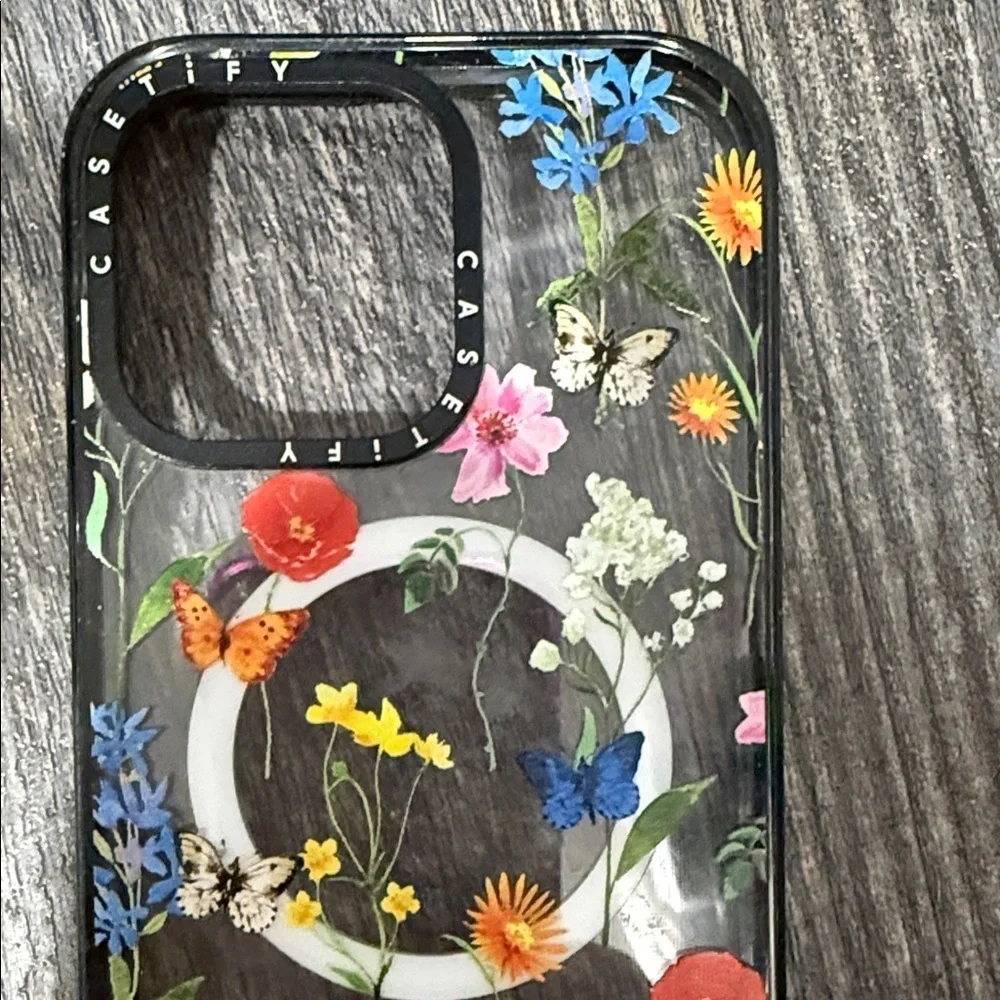 Casetify Floral Pattern 15 promax Phone Case - Black
